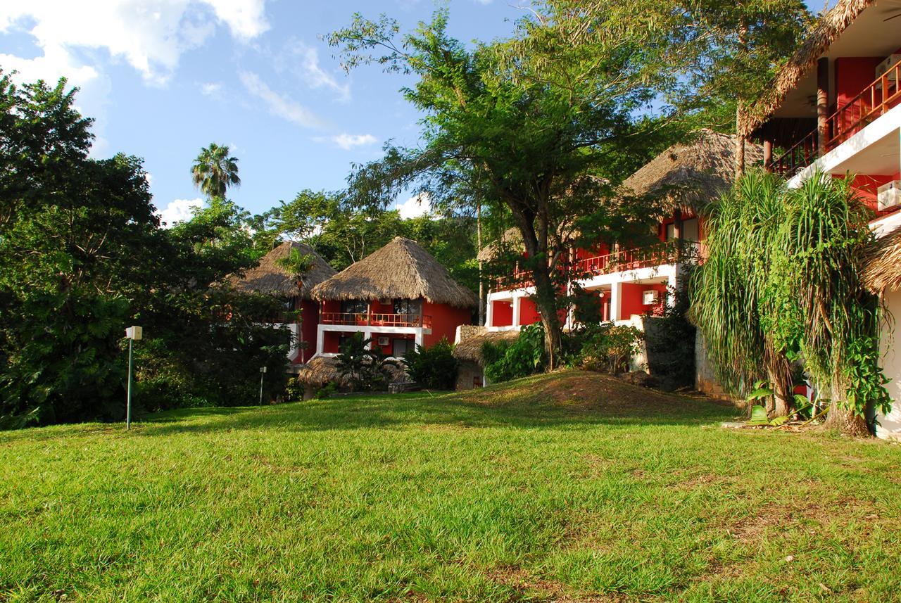 Camino Real Tikal‎ Hotel El Remate Exterior photo